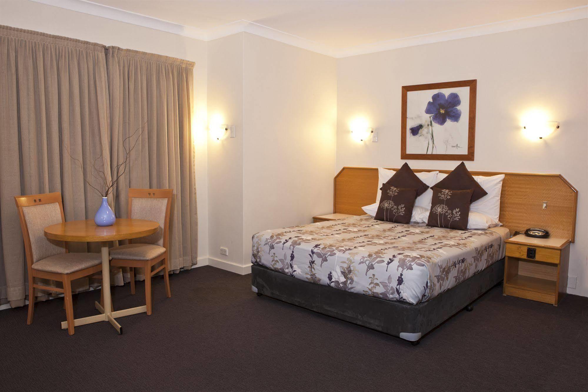 Narellan Motor Inn Dış mekan fotoğraf